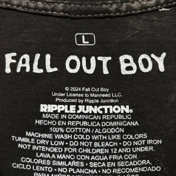 Fall Out Boy So Much (For) Stardust T-shirt size large - Picture 4 of 4